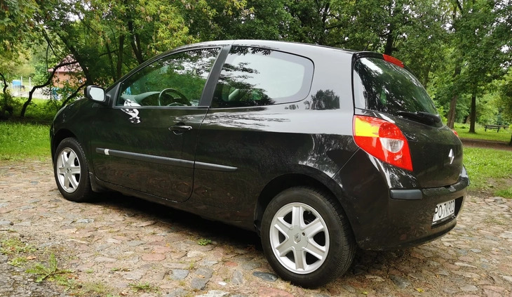 Renault Clio cena 8900 przebieg: 162730, rok produkcji 2006 z Poznań małe 92